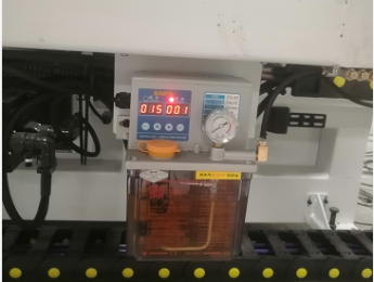 CF-KL1615.CNC 直刀开料机  MÁY CẮT DAO THẲNG